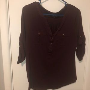 3/4 length sleeve burgundy top